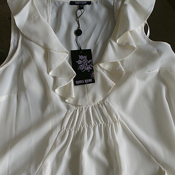 Tunic - Picture 5 of 6